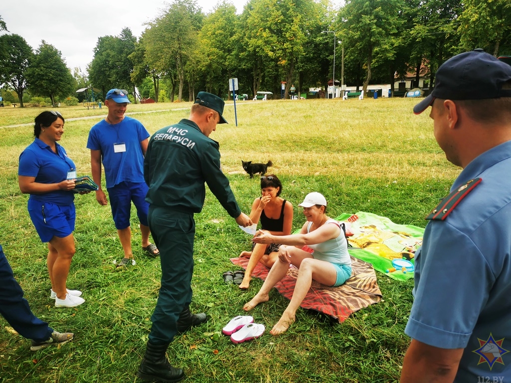 Барановичи. Работники МЧС, ОСВОДа и ГОВД провели профилактические  мероприятия на водоемах